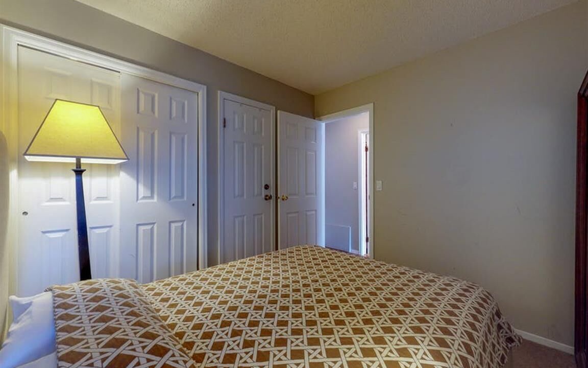 Photo of Bedroom in Four O'Clock