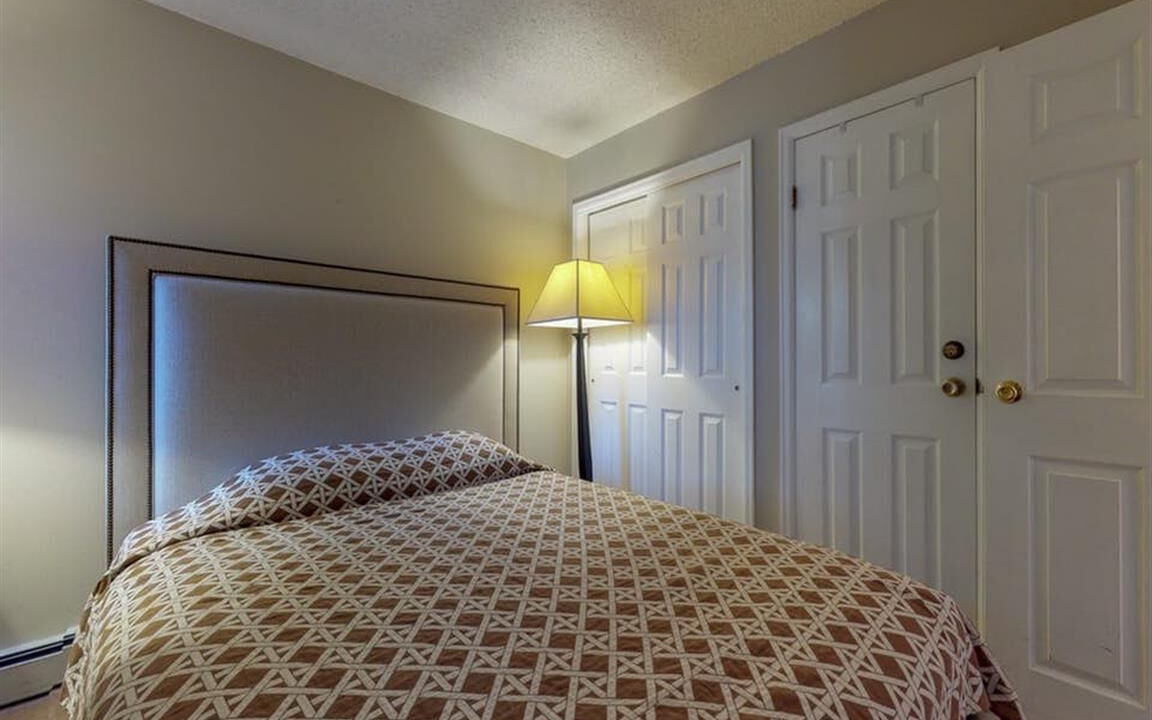 Photo of Bedroom in Four O'Clock