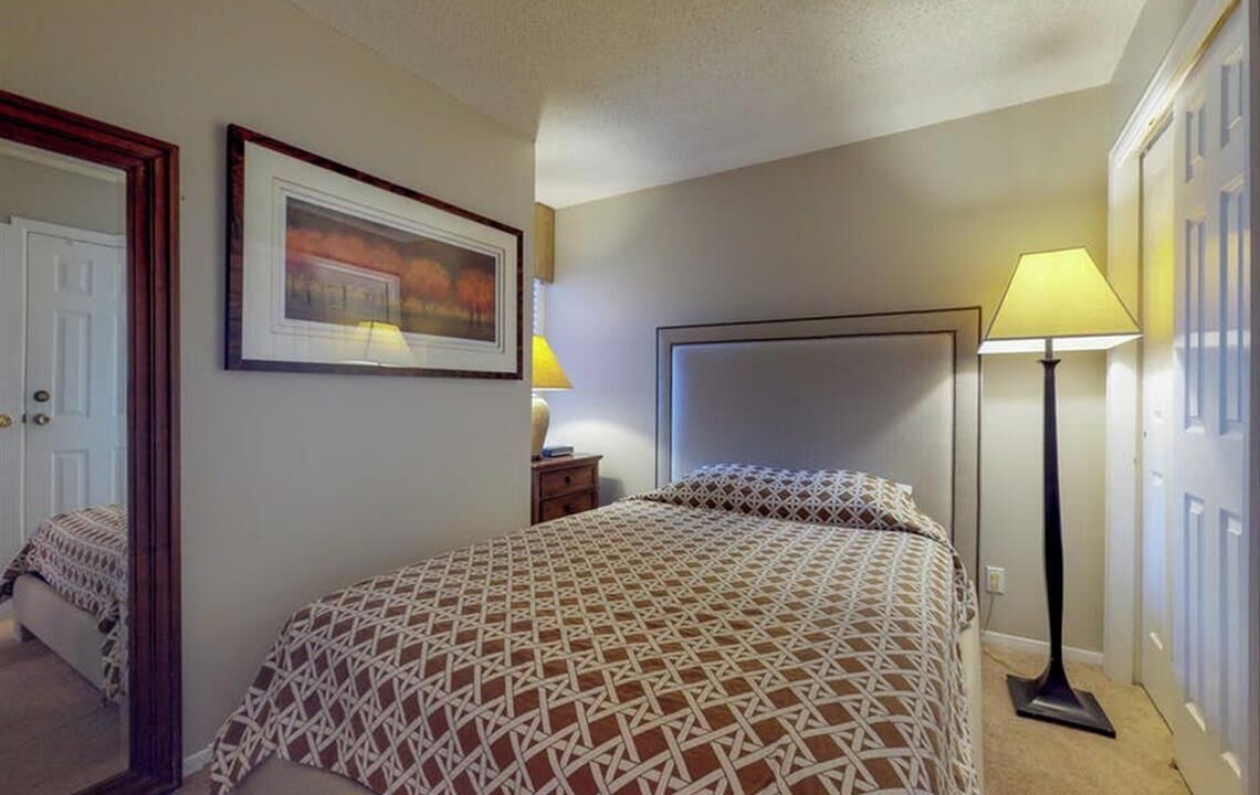 Photo of Bedroom in Four O'Clock