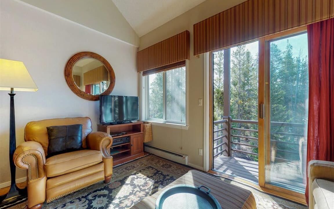 Photo of Livingroom in Four O'Clock