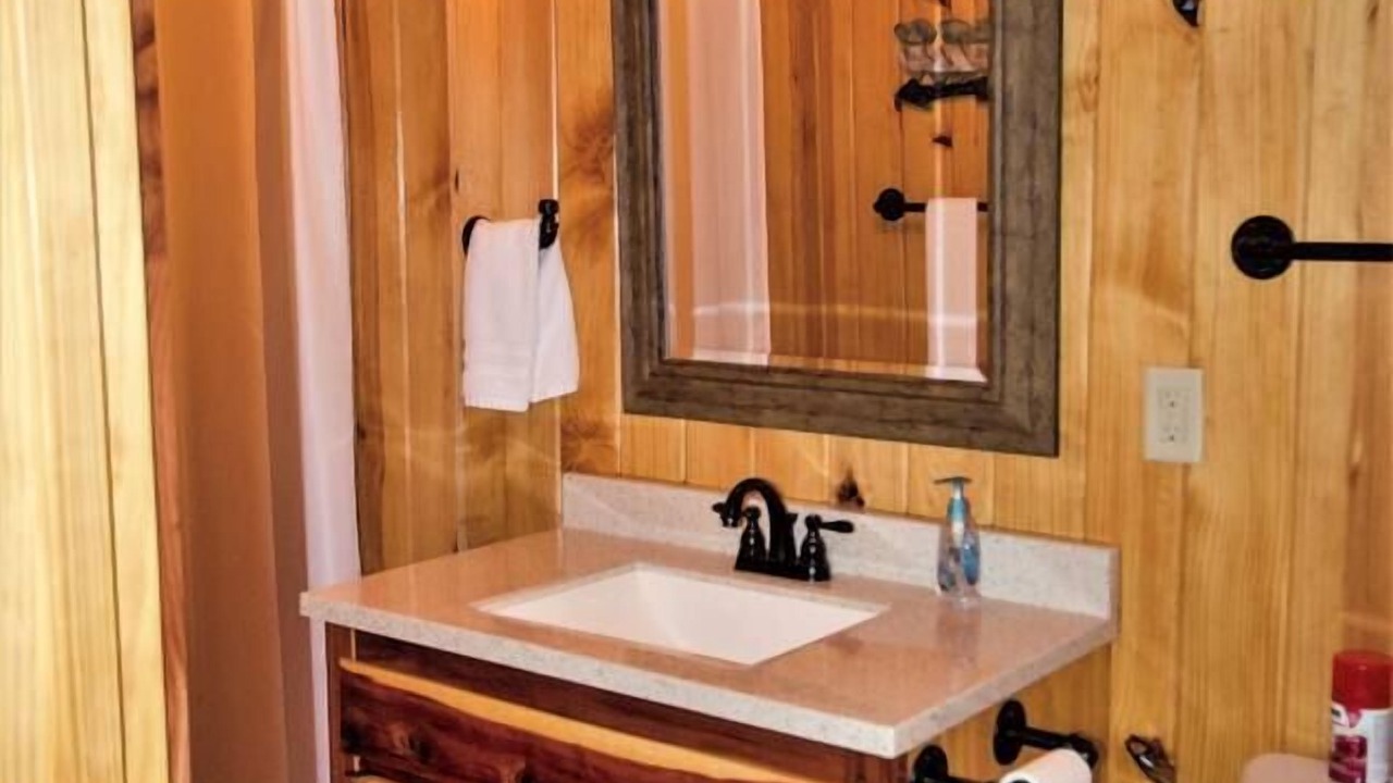Photo of Bathroom in Negreet