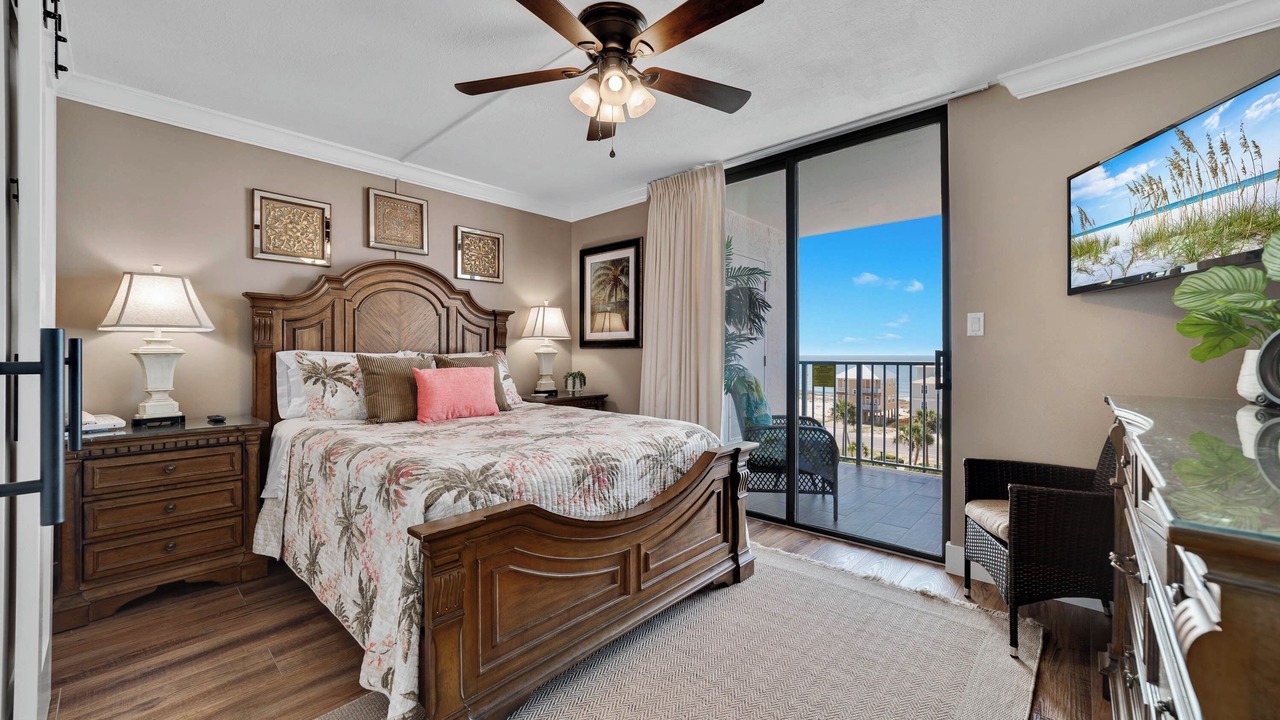 Photo of Bedroom in Gulf Shores