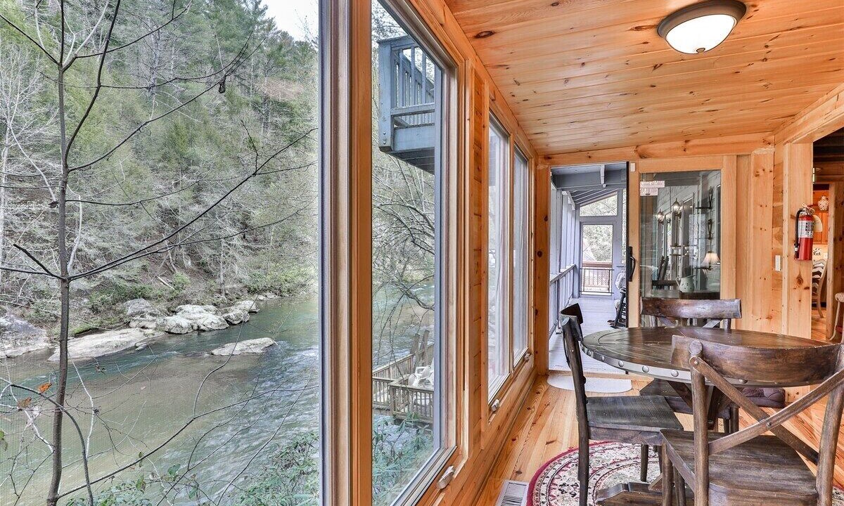 Photo of Others in Ellijay