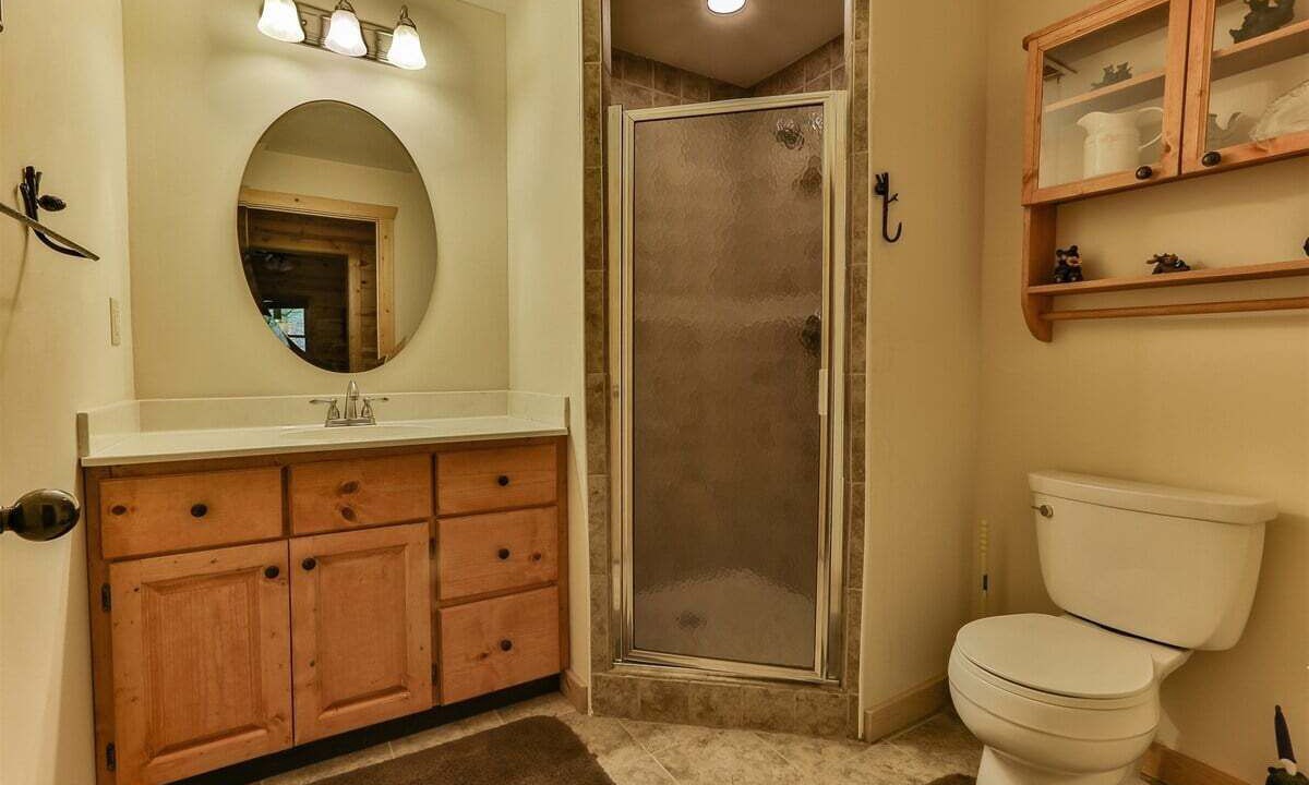Photo of Bathroom in Ellijay