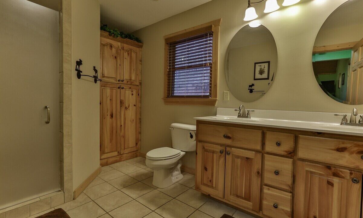 Photo of Bathroom in Ellijay