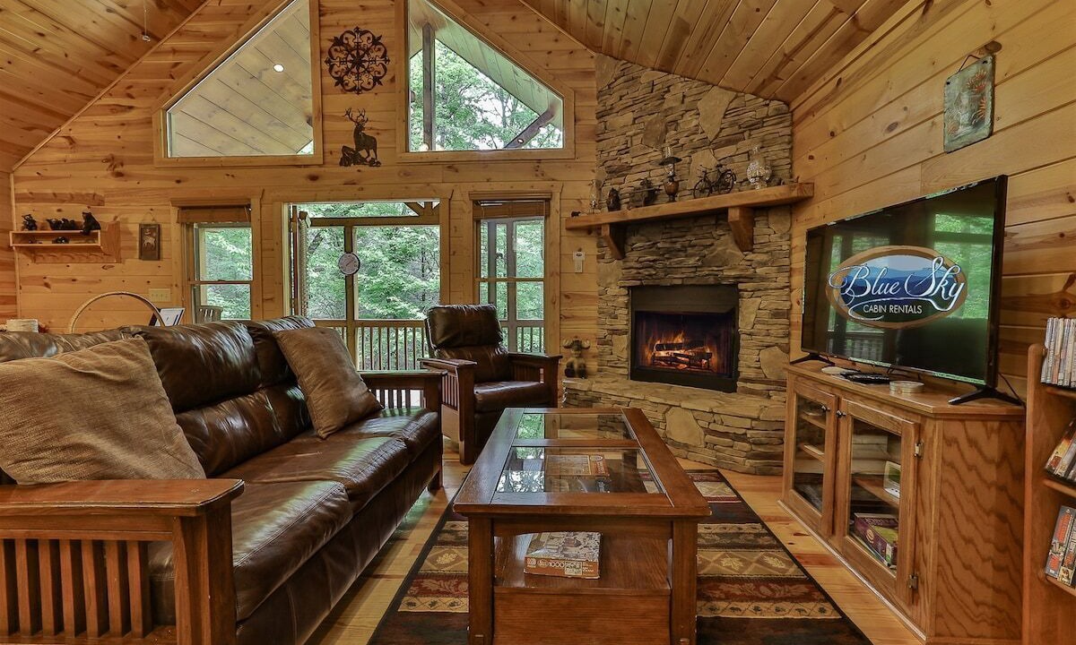 Photo of Livingroom in Ellijay