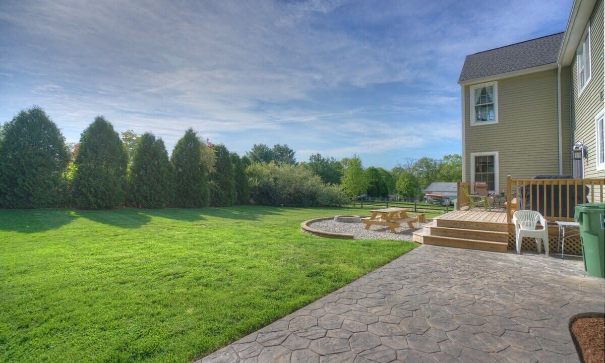 Photo of Outdoor in West Mystic