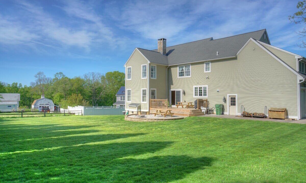 Photo of Outdoor in West Mystic
