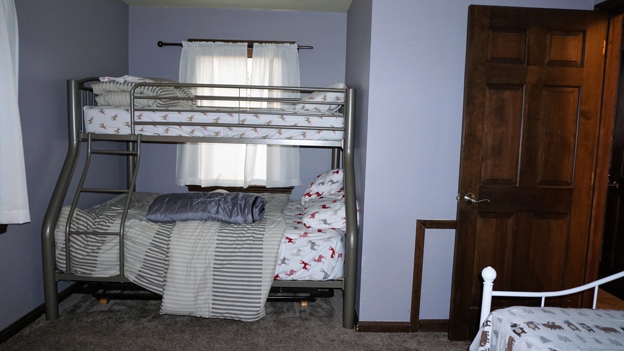 Photo of Bedroom in Hidden Valley