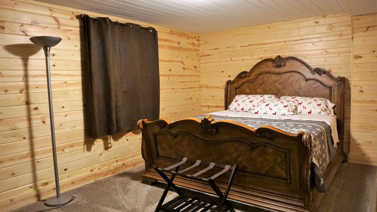Photo of Bedroom in Hidden Valley