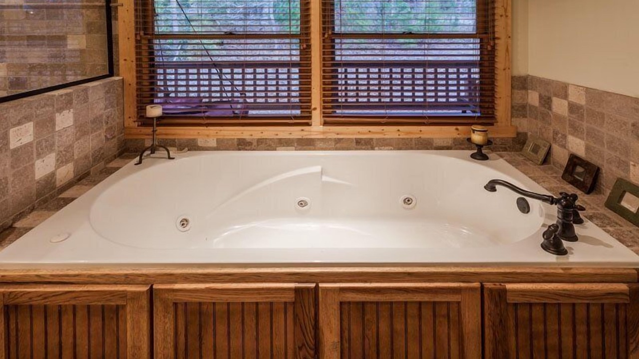 Photo of Bathroom in Ellijay