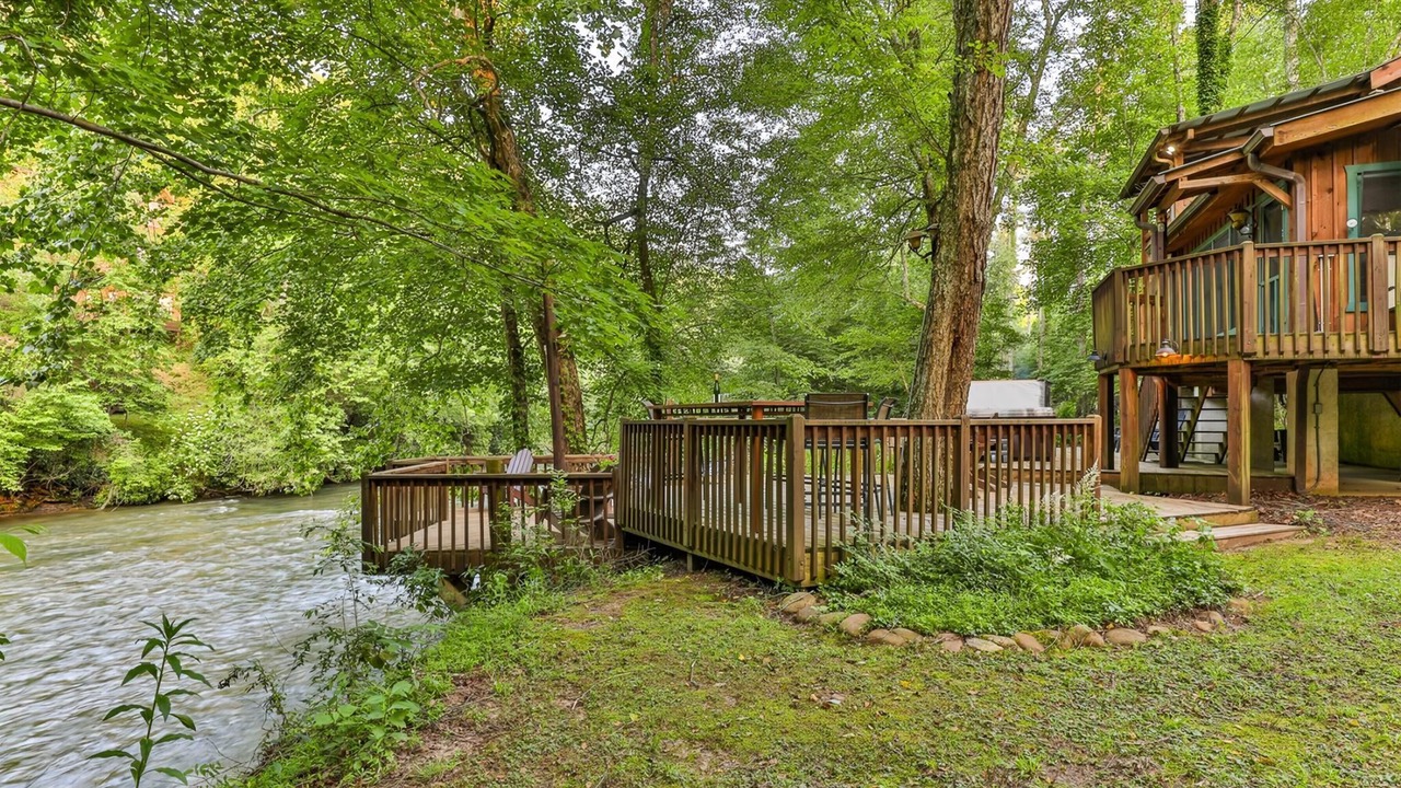 Photo of Others in East Ellijay