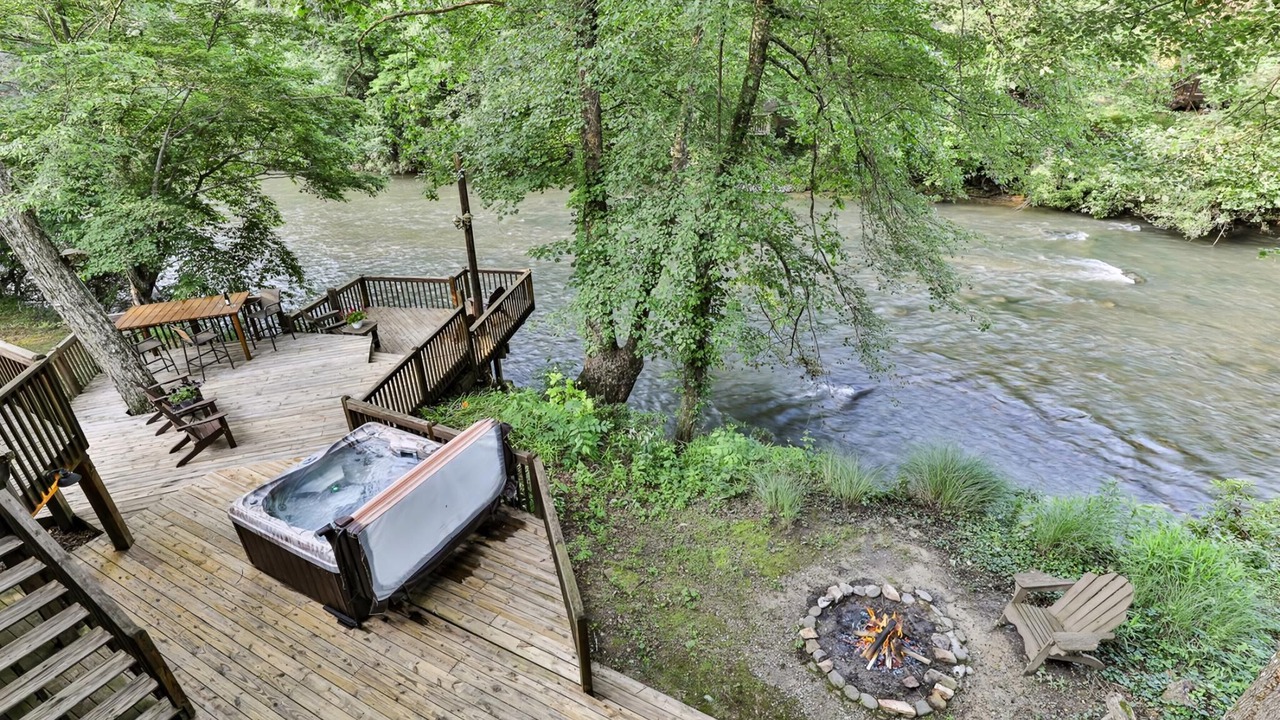 Photo of Others in East Ellijay