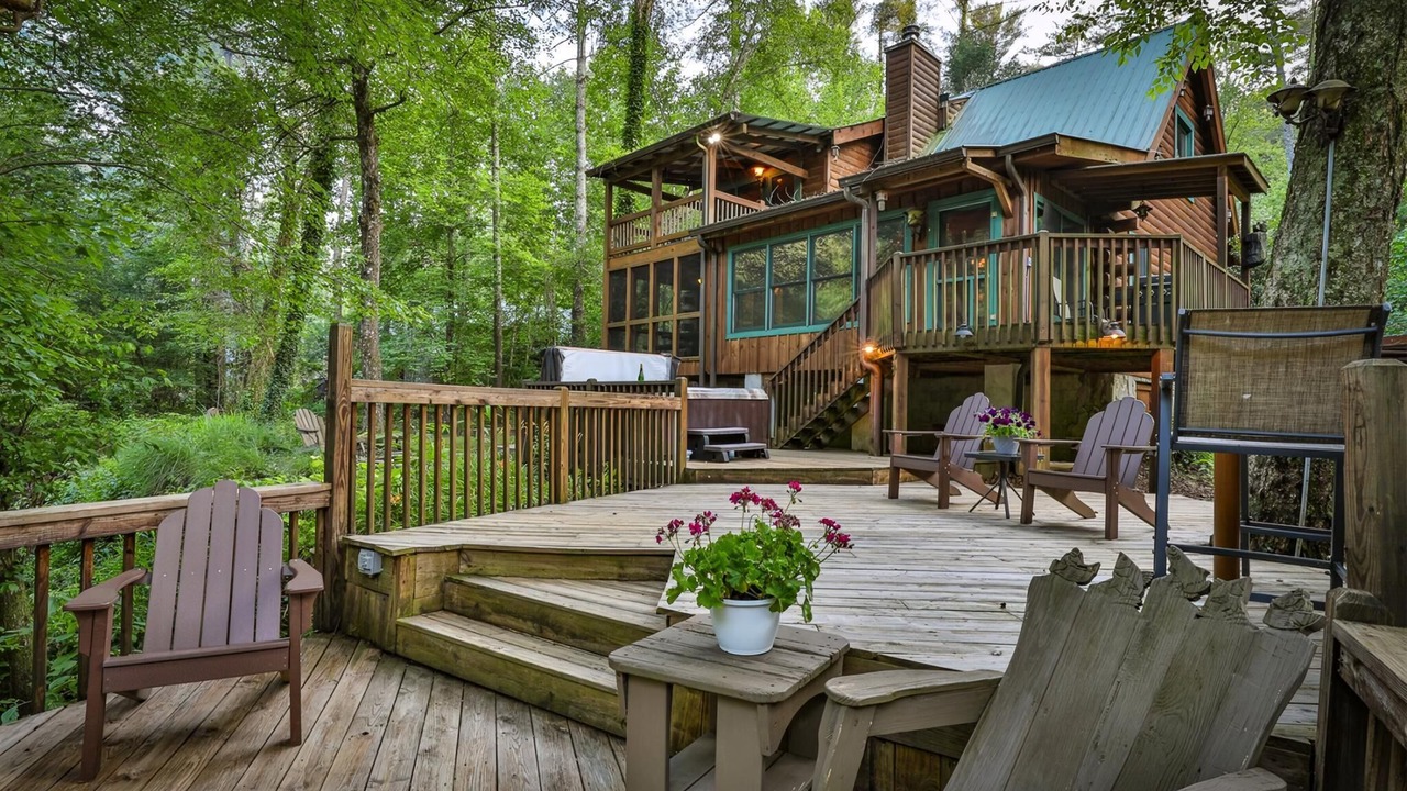 Photo of Others in East Ellijay