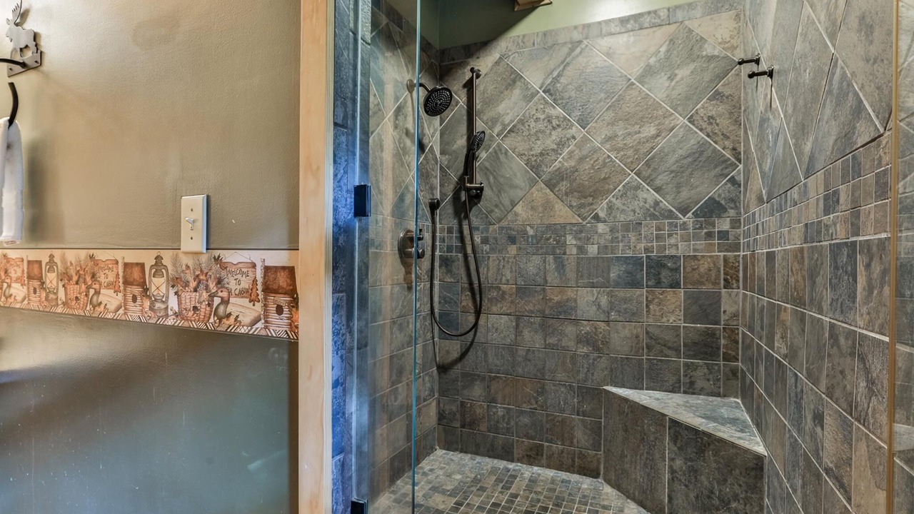 Photo of Bathroom in East Ellijay