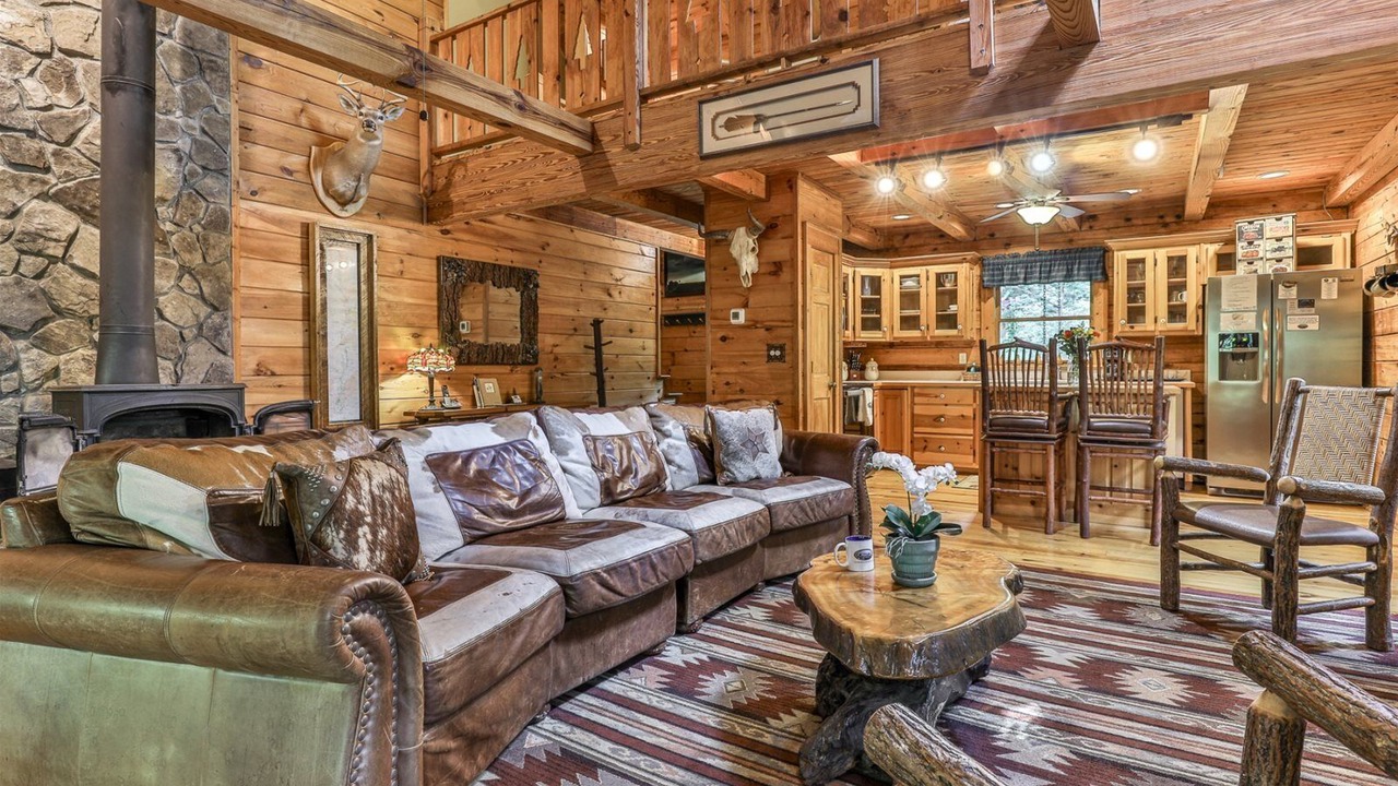 Photo of Bedroom in East Ellijay