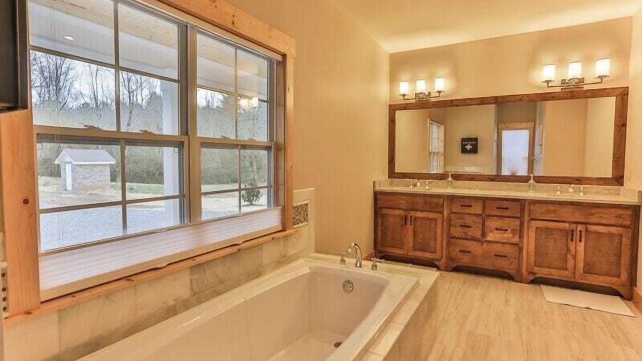 Photo of Bathroom in Ellijay