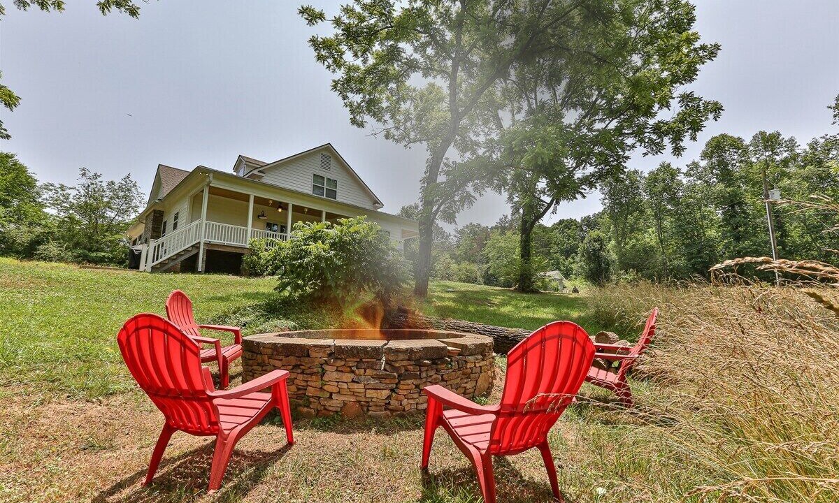 Photo of Others in Ellijay