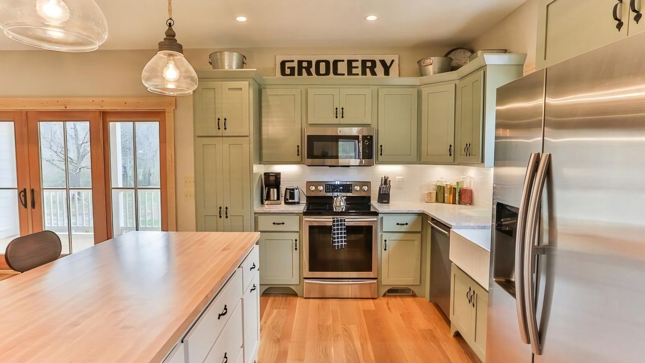 Photo of Others in Ellijay