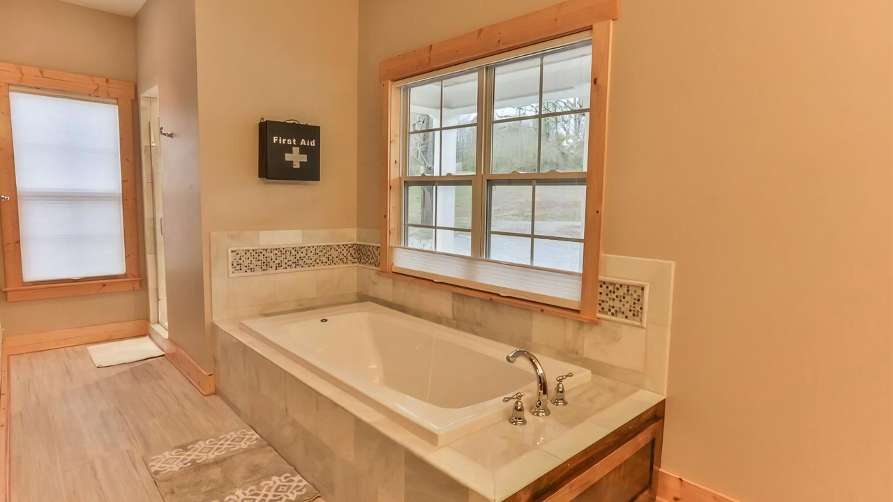 Photo of Bathroom in Ellijay