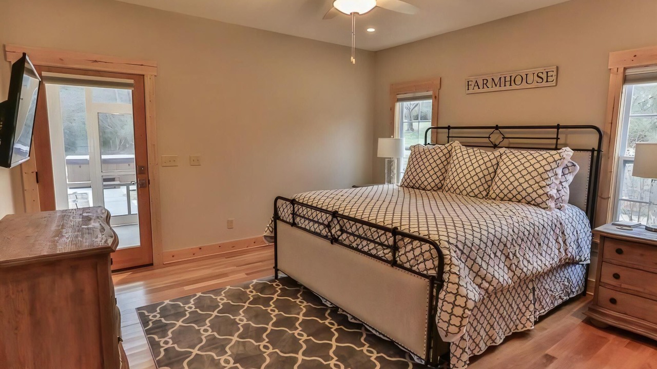 Photo of Others in Ellijay