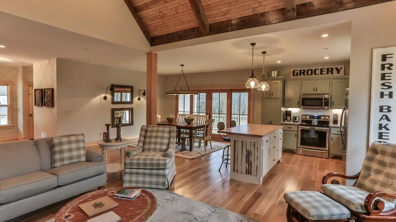 Photo of Others in Ellijay