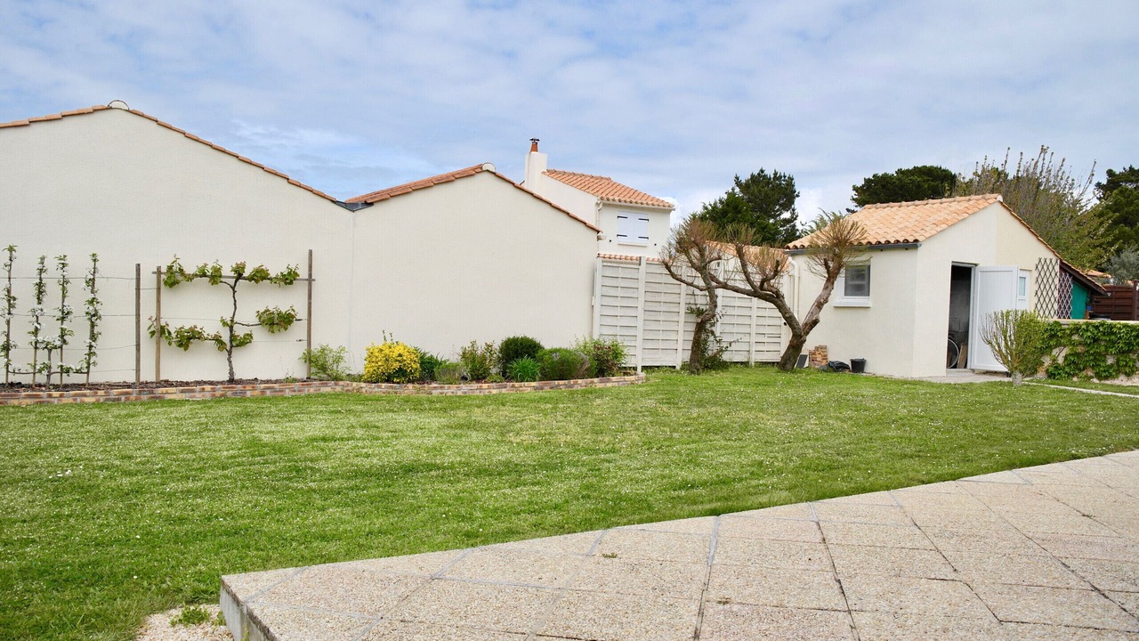 Photo of Outdoor in Brem Sur Mer