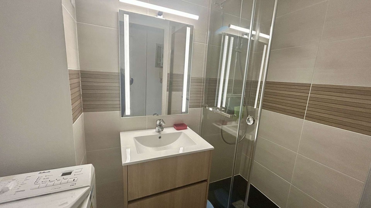 Photo of Bathroom in Frejus Plage