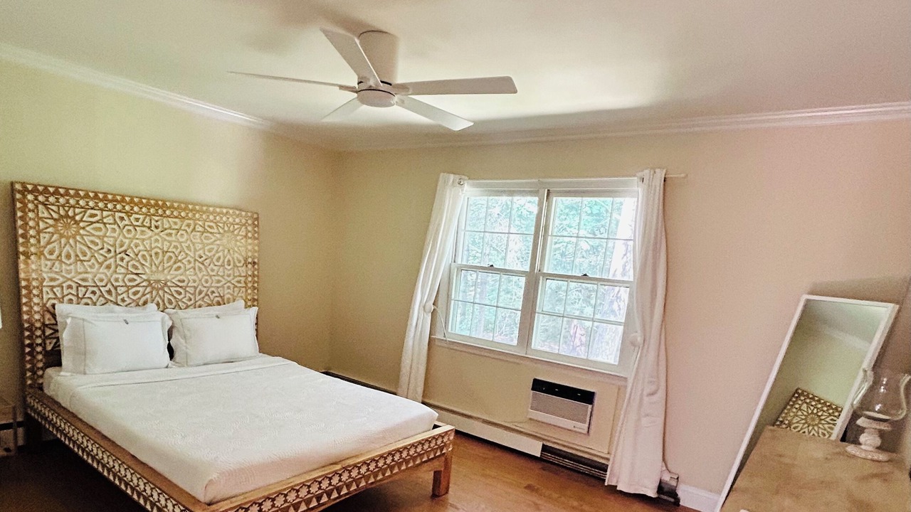 Photo of Bedroom in Water Mill