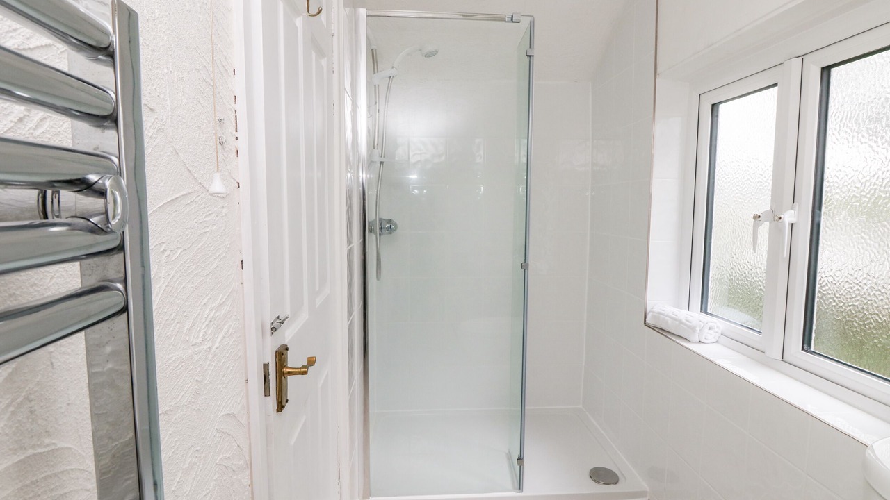 Photo of Bathroom in St. Mawes