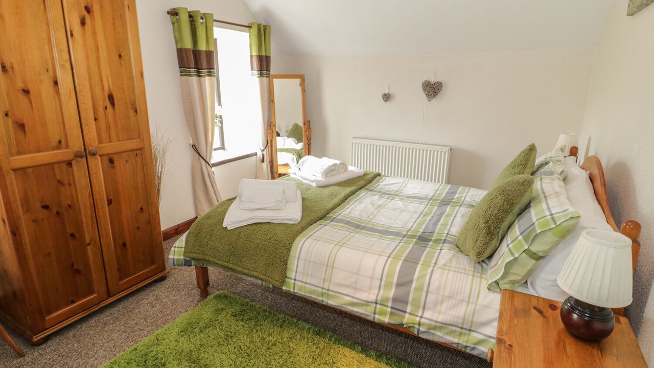 Photo of Others in Capel Garmon