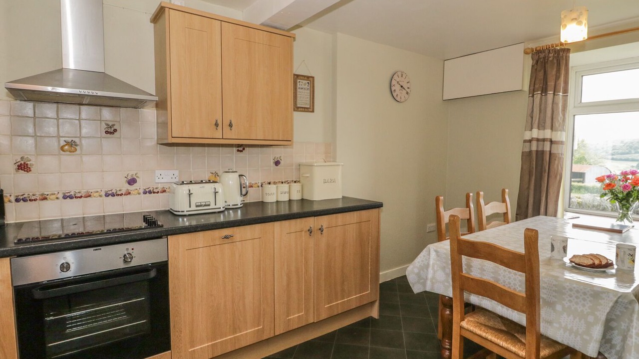 Photo of Others in Capel Garmon