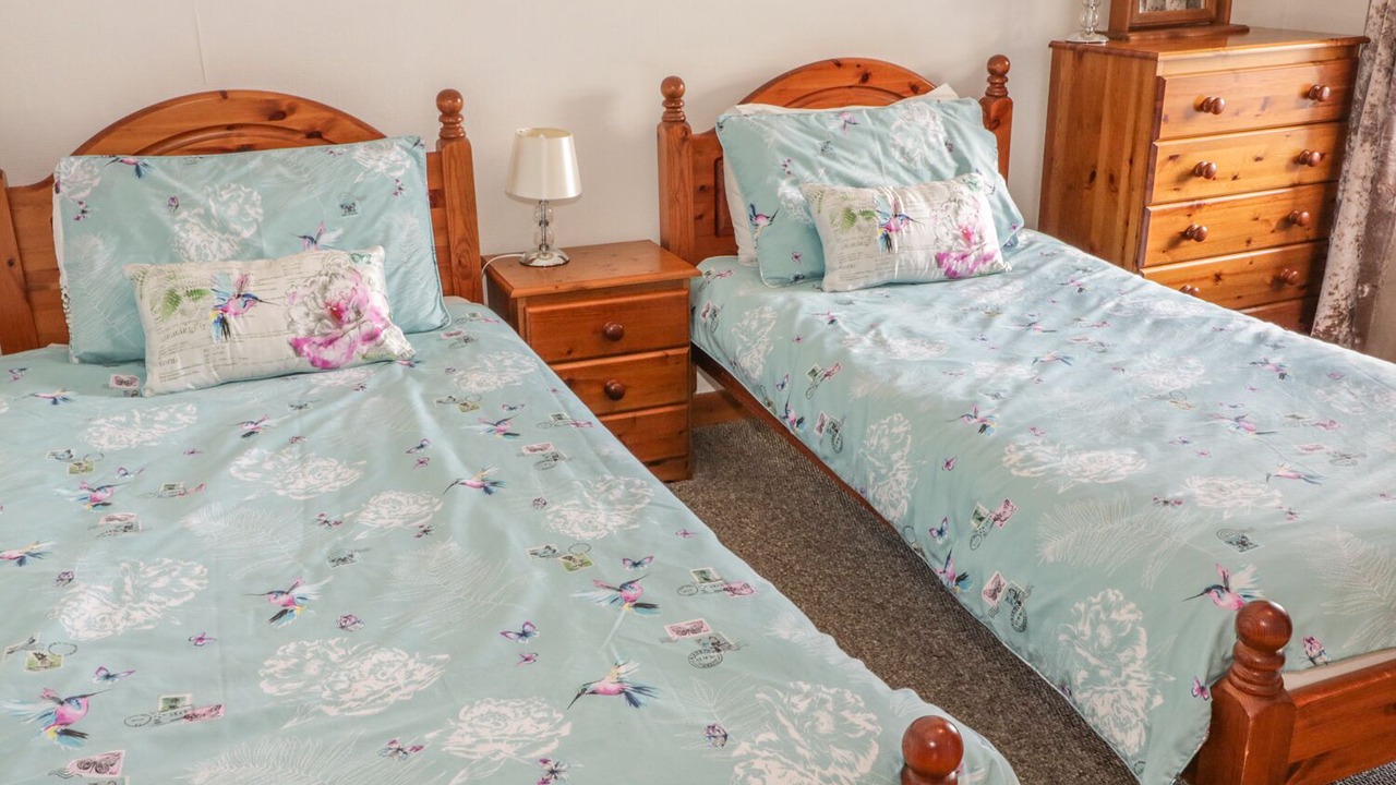 Photo of Others in Capel Garmon