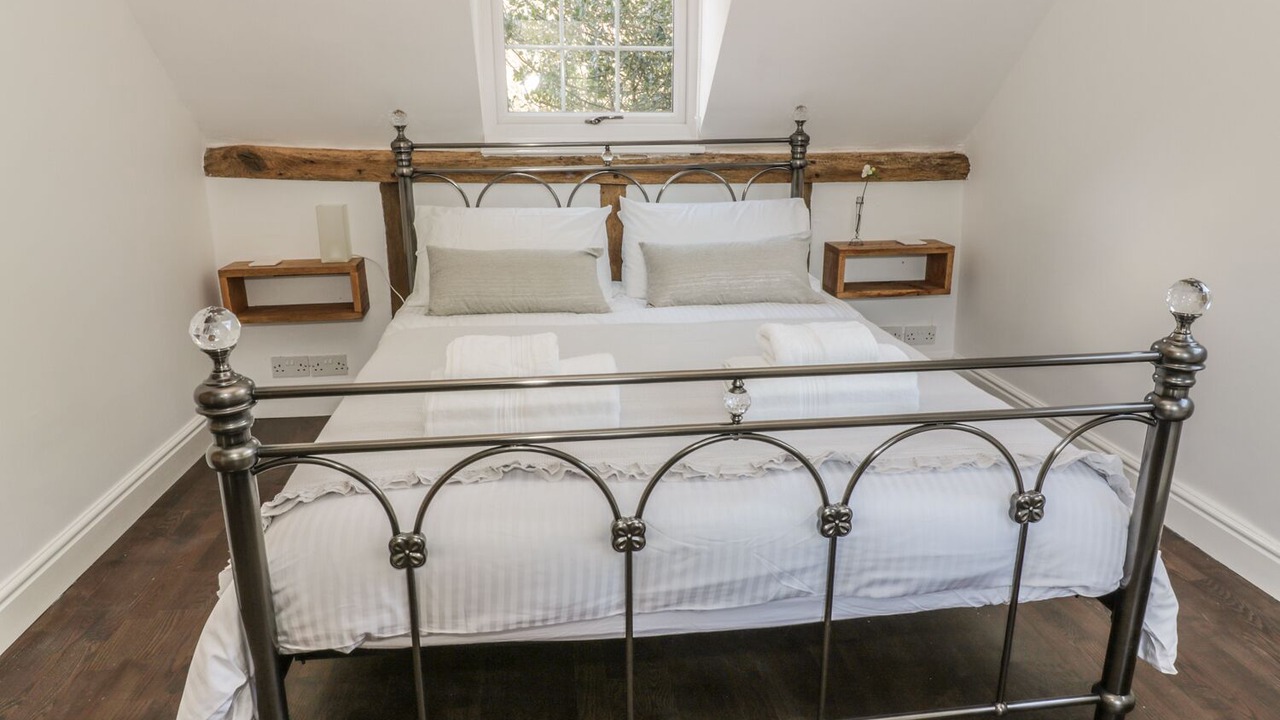 Photo of Bedroom in Broadwas