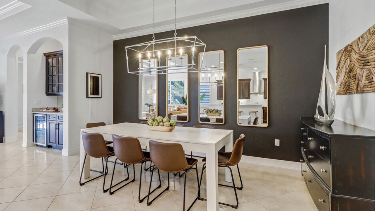 Photo of Bedroom in Naples Park