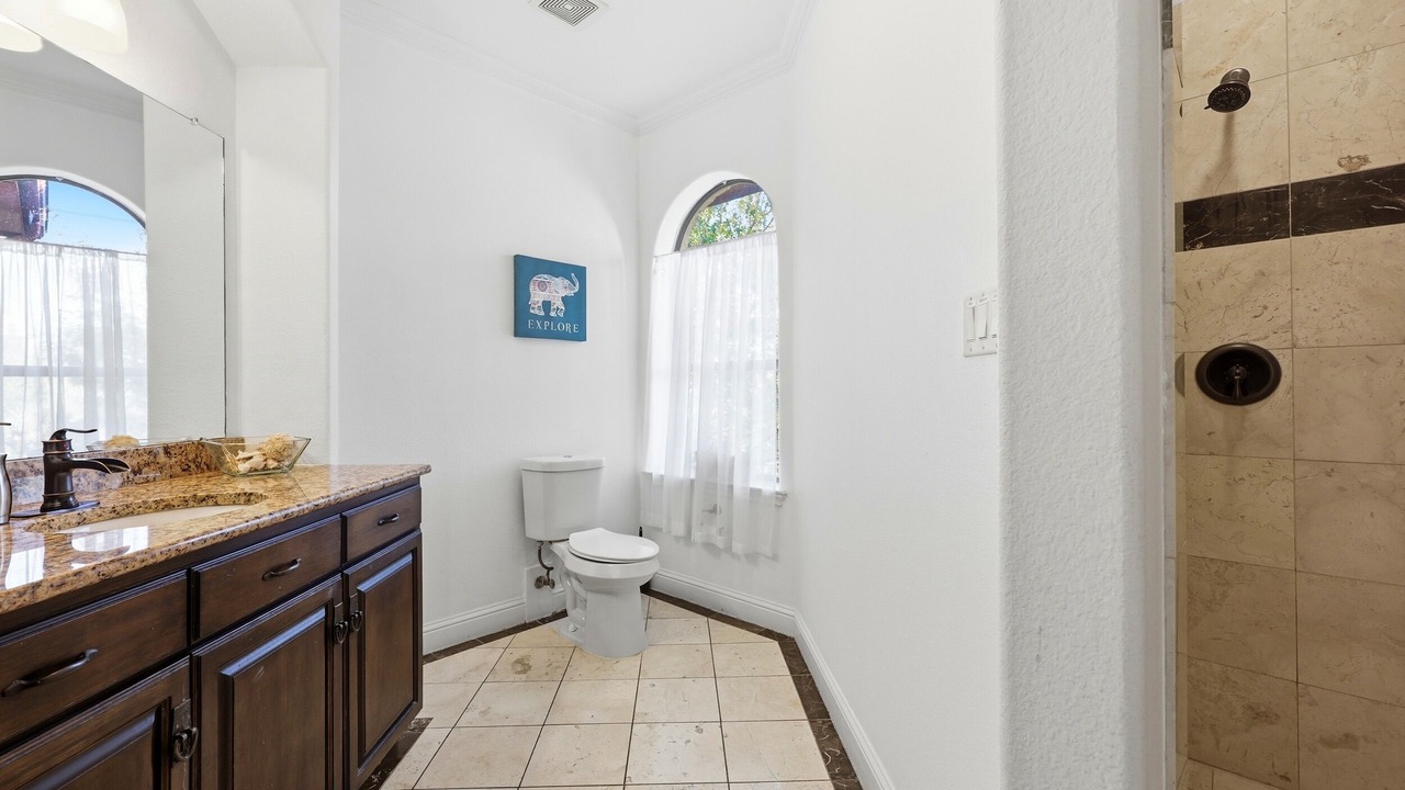 Photo of Bathroom in Knox - Henderson