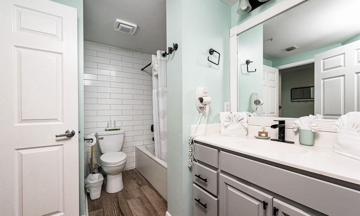 Photo of Bathroom in Daytona Beach