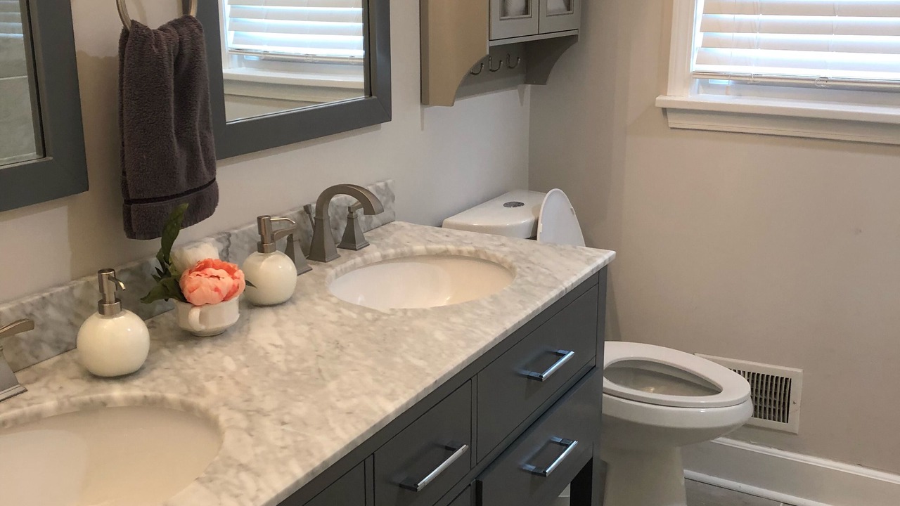 Photo of Bathroom in Buechel