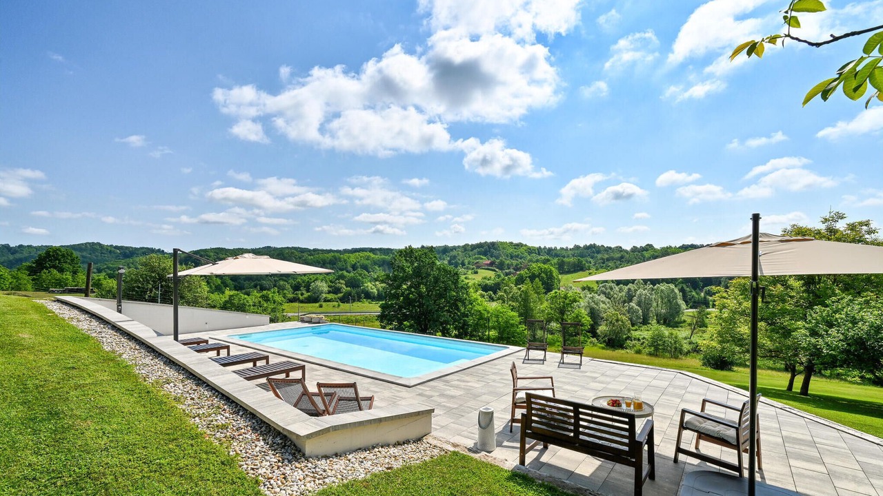 Photo of Outdoor in Glina