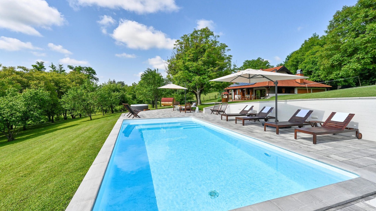 Photo of Outdoor in Glina