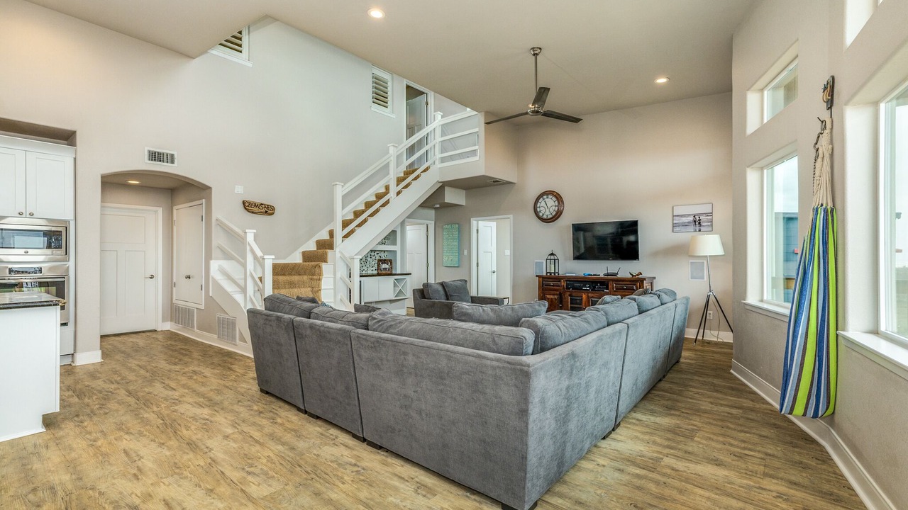 Photo of Livingroom in Surfside Beach