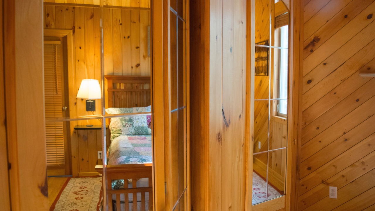 Photo of Bedroom in Leadsville