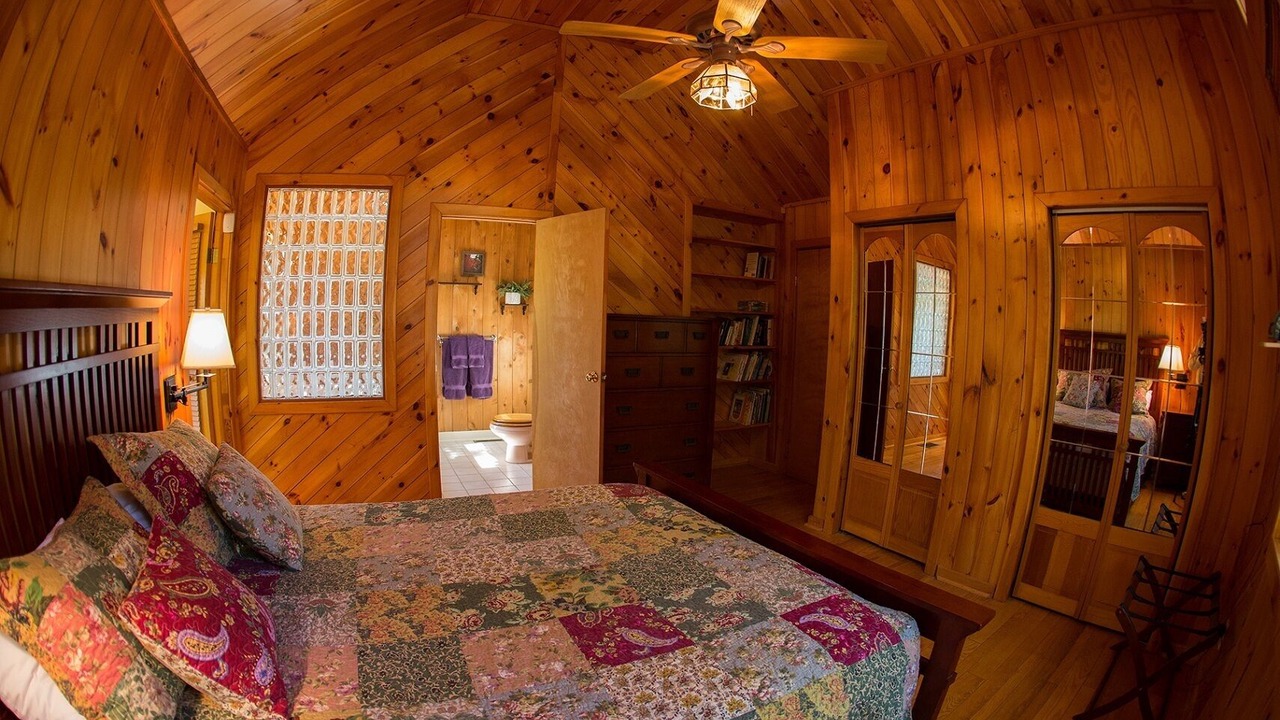 Photo of Bedroom in Leadsville