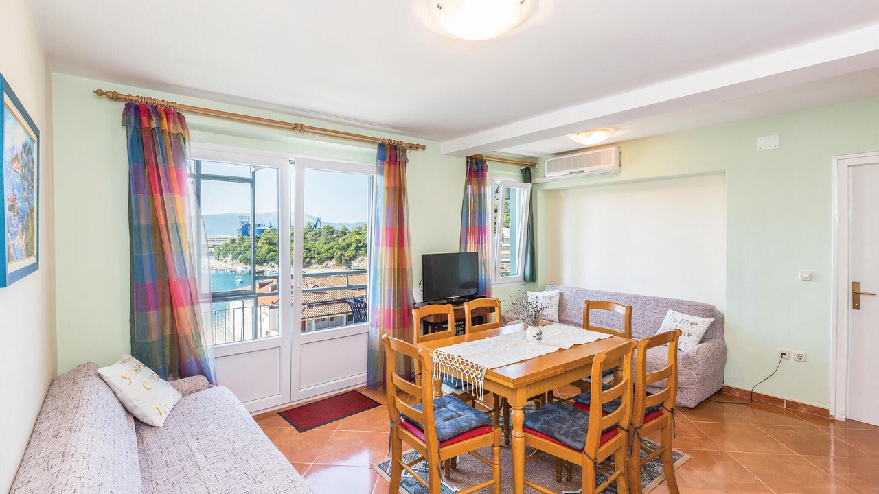Photo of Bedroom in Ploce