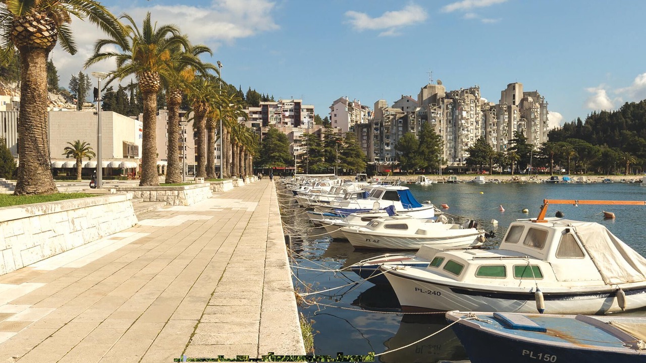 Photo of Others in Ploce