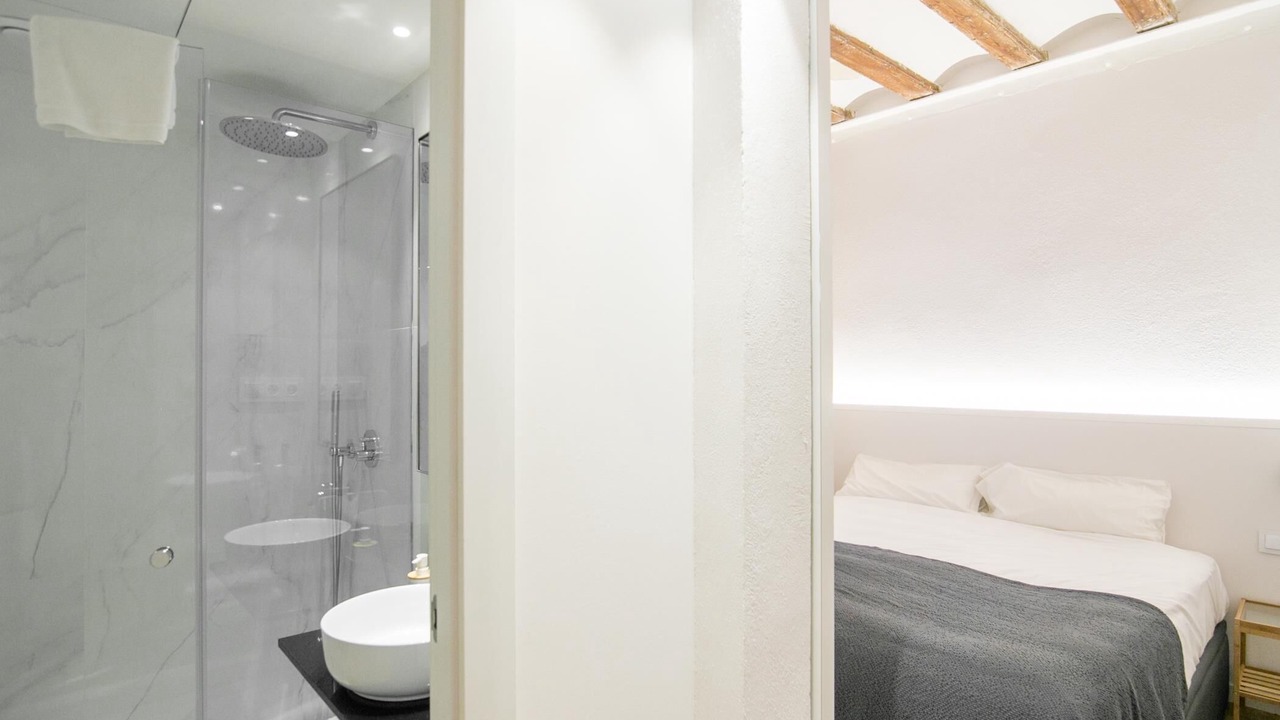 Photo of Bathroom in El Born