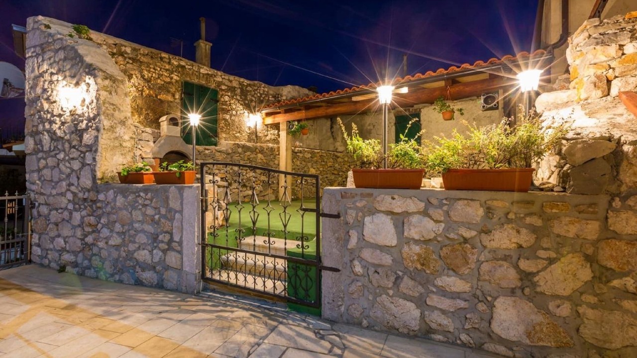 Photo of Outdoor in Bribir