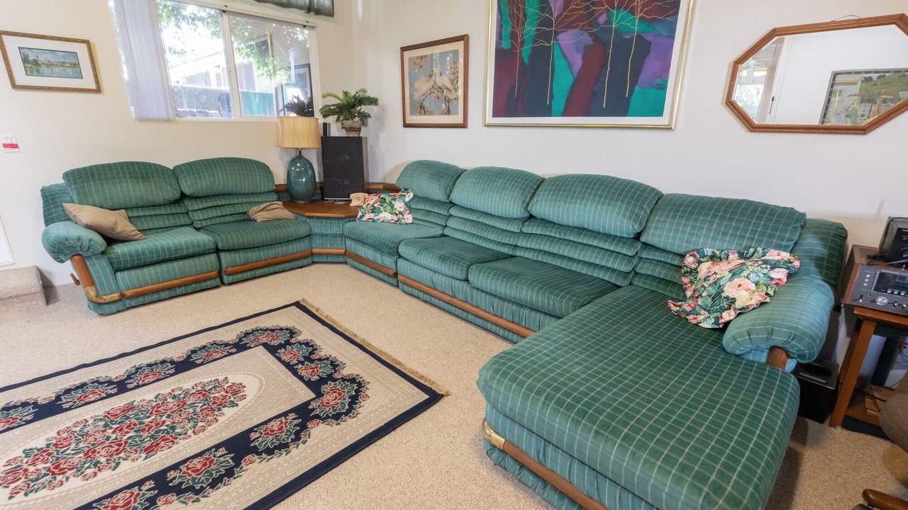 Photo of Livingroom in Waialua