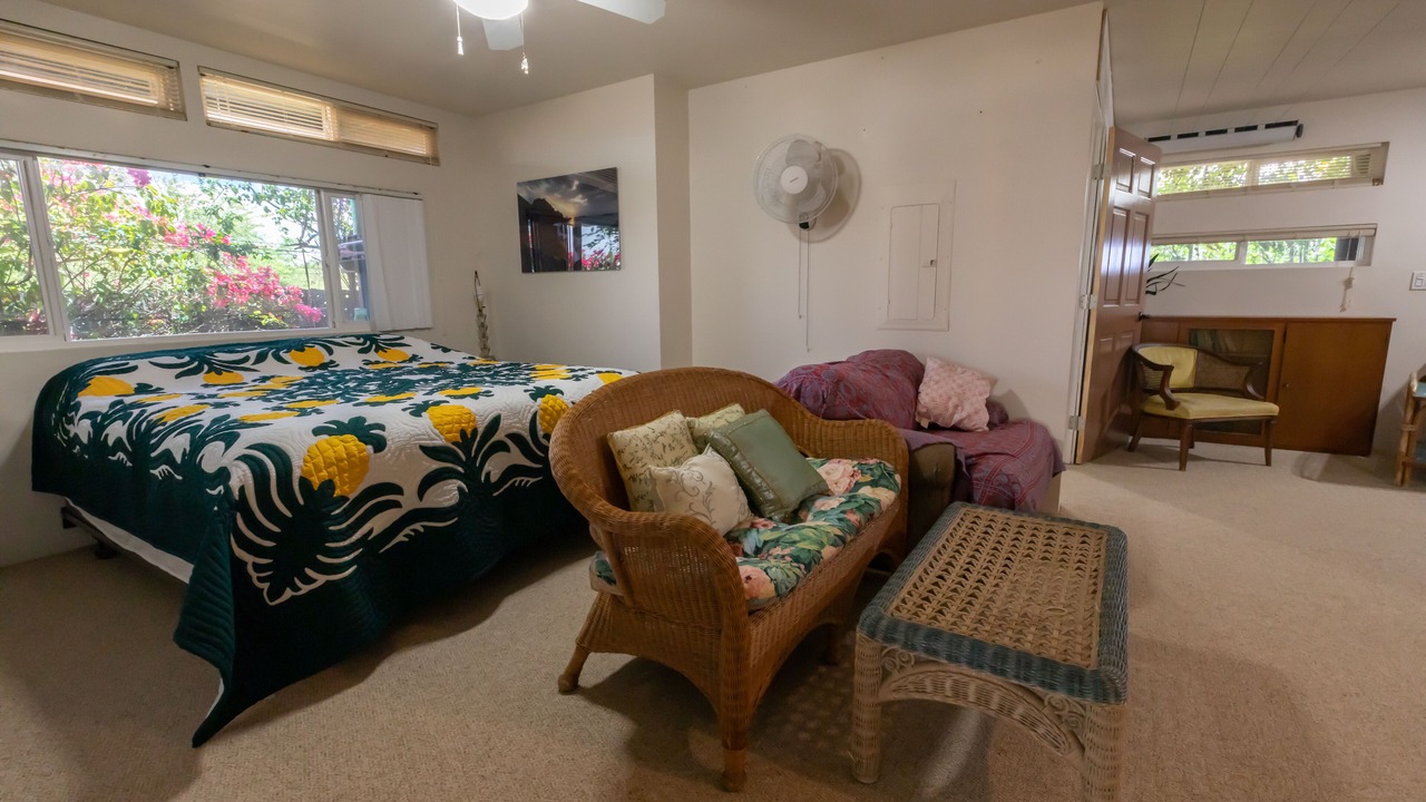 Photo of Bedroom in Waialua