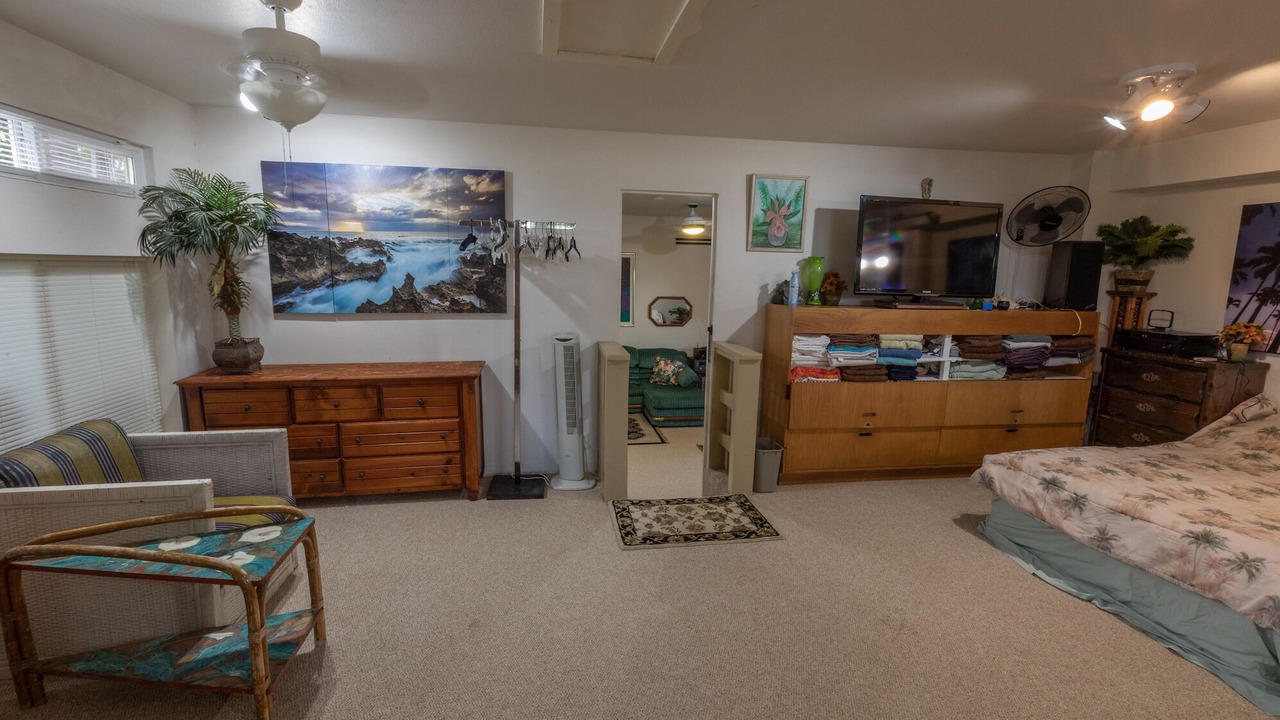 Photo of Bedroom in Waialua
